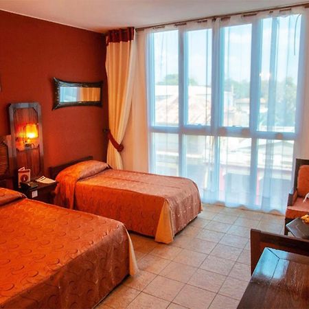 Le Grand Hotel Diego Antsiranana Kültér fotó