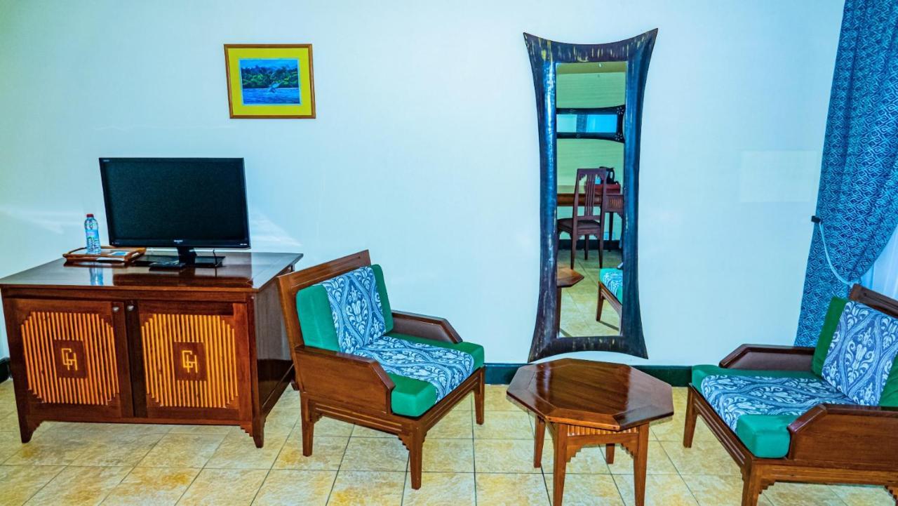 Le Grand Hotel Diego Antsiranana Kültér fotó