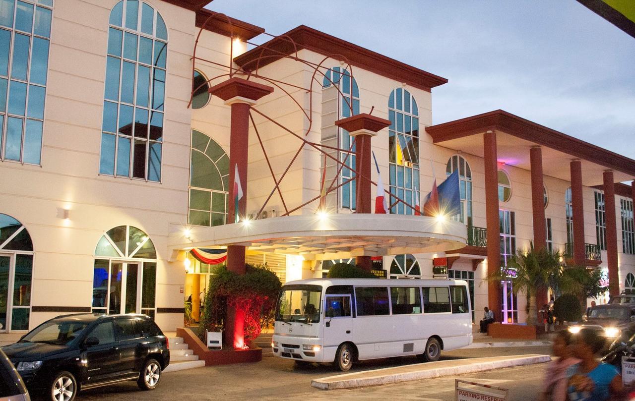 Le Grand Hotel Diego Antsiranana Kültér fotó